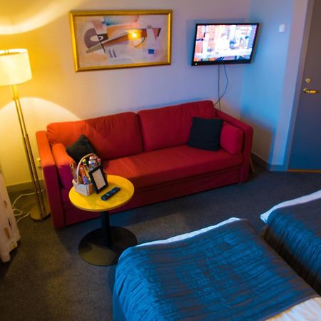 Lumber & Karle Hotel Kvänum Room photo