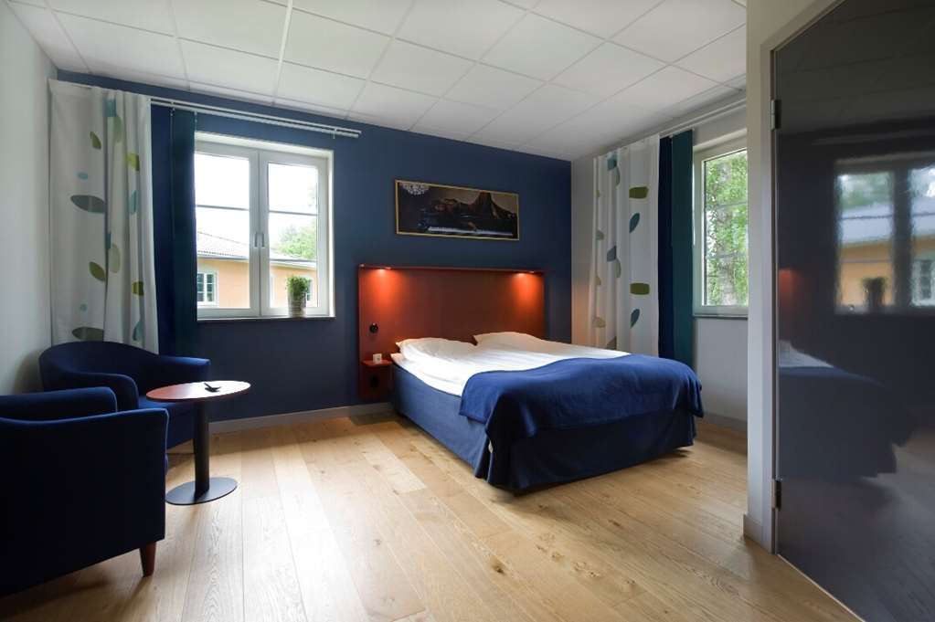 Lumber & Karle Hotel Kvänum Room photo